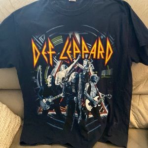 Def Leppard 2015 tour tshirt L